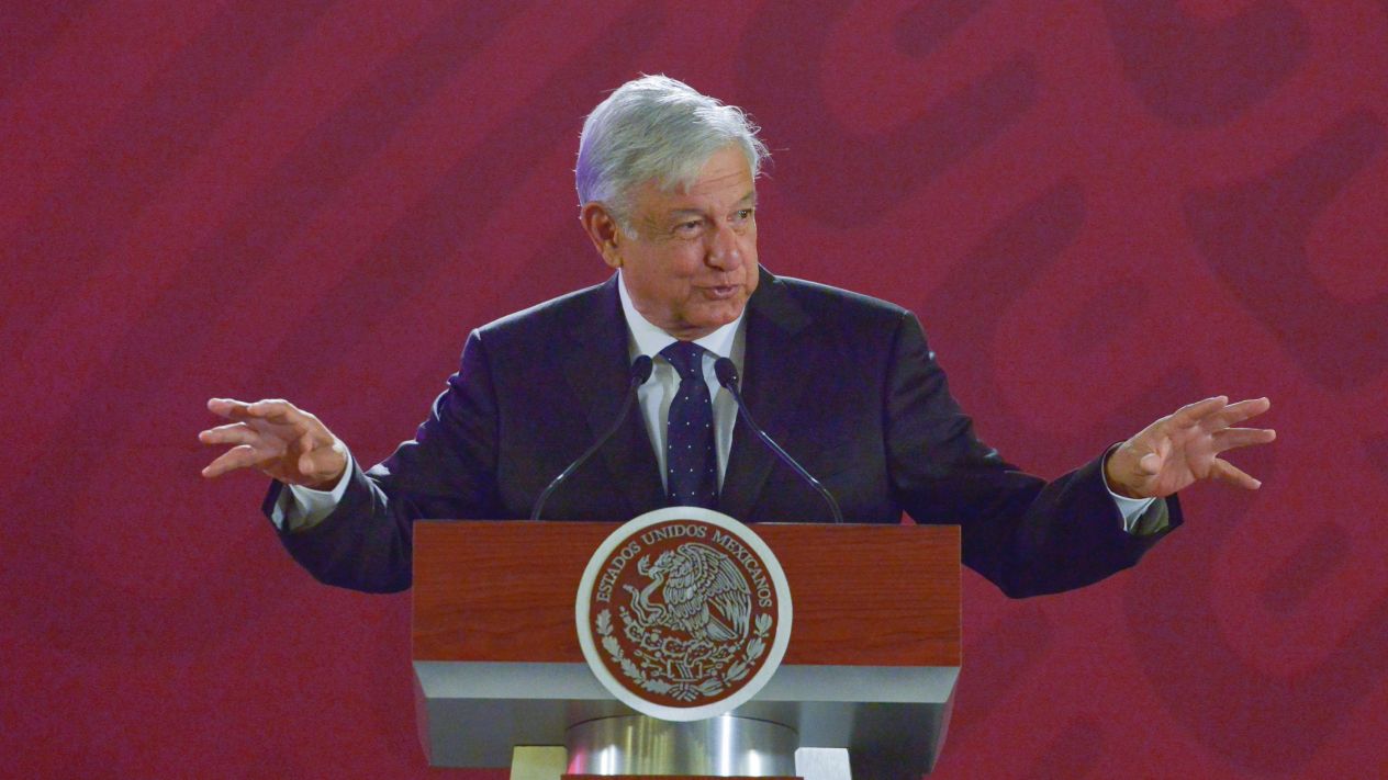 Tenemos gasolina suficiente; se está regulando el abasto: López Obrador