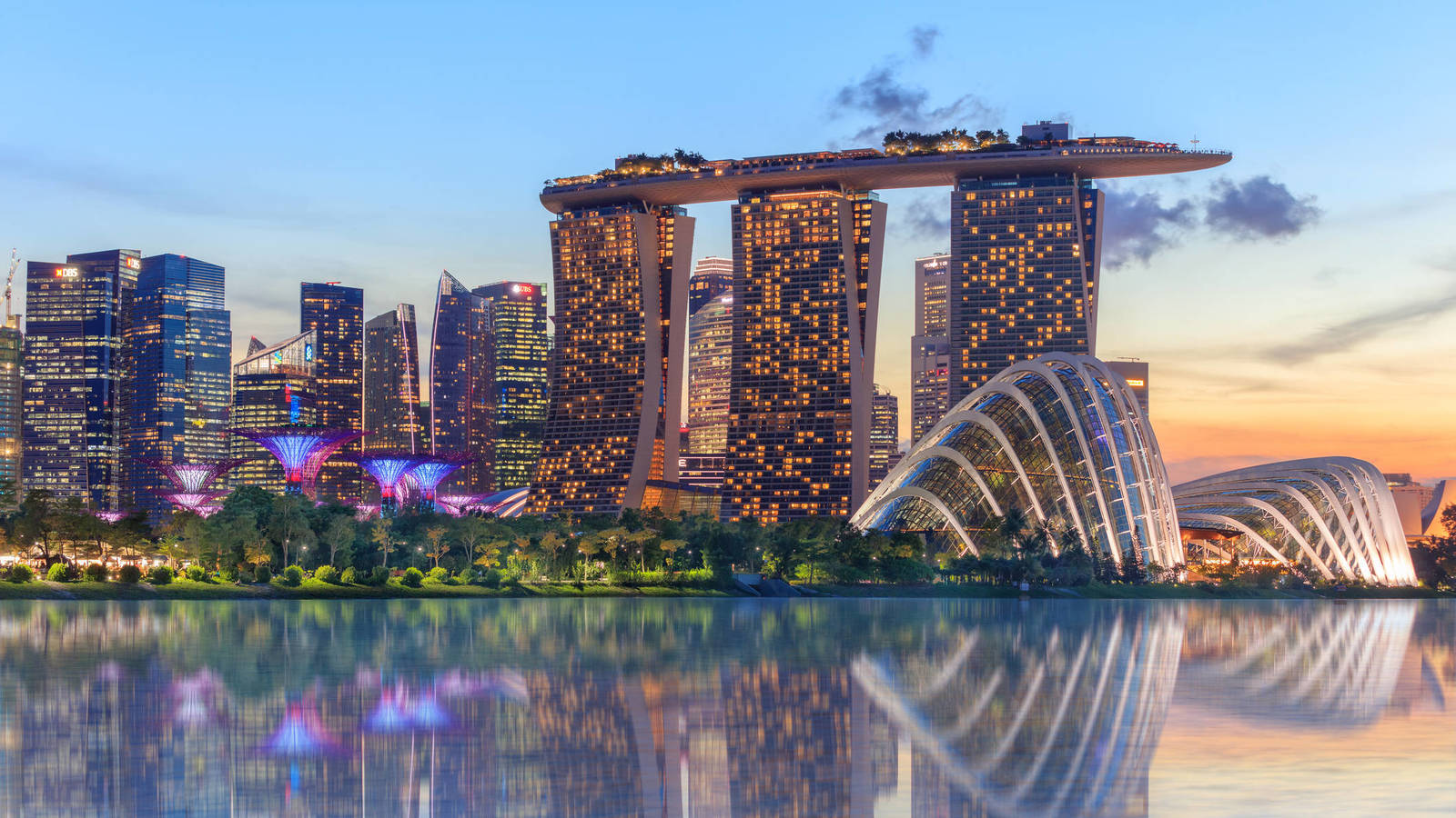 Singapur, París y Hong Kong, las ciudades más caras del mundo