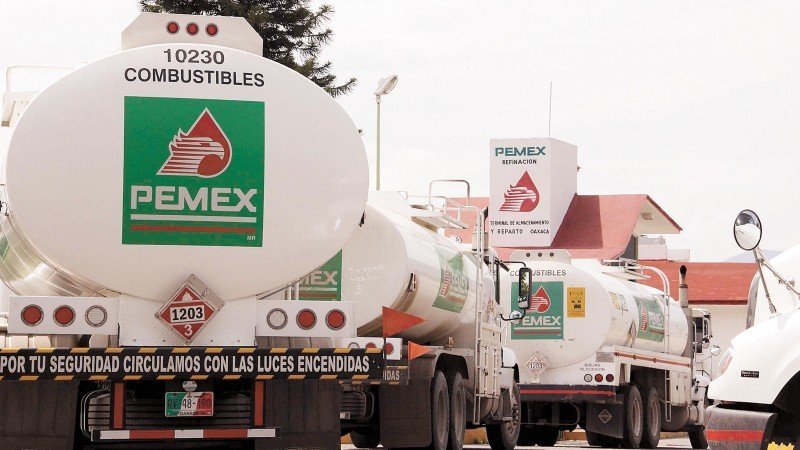 Producción petrolera de Pemex cae 2.9% en octubre