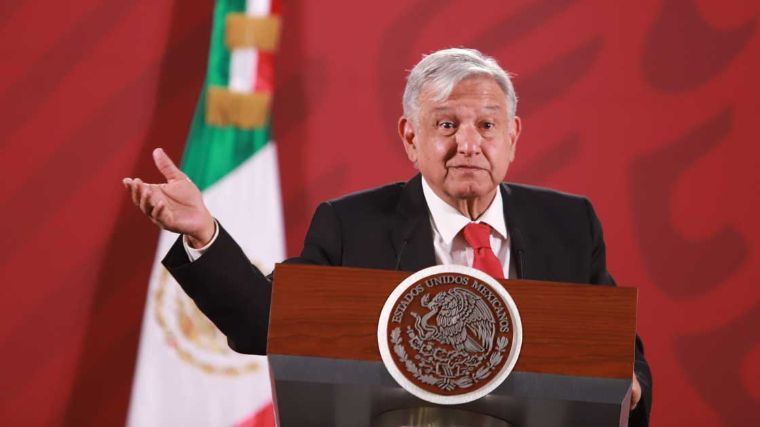 AMLO: petróleo sigue siendo negocio para México pese a caída de precios