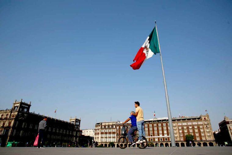 Actividad económica en México registró una contracción de 17.3% en abril