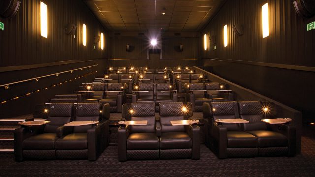 Cine en la nueva normalidad: Cinemex te renta una sala por 700 pesos