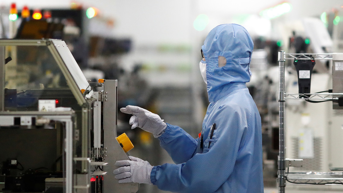 China responde a las amenazas de EE.UU. de imponer sanciones contra su mayor fabricante de semiconductores
