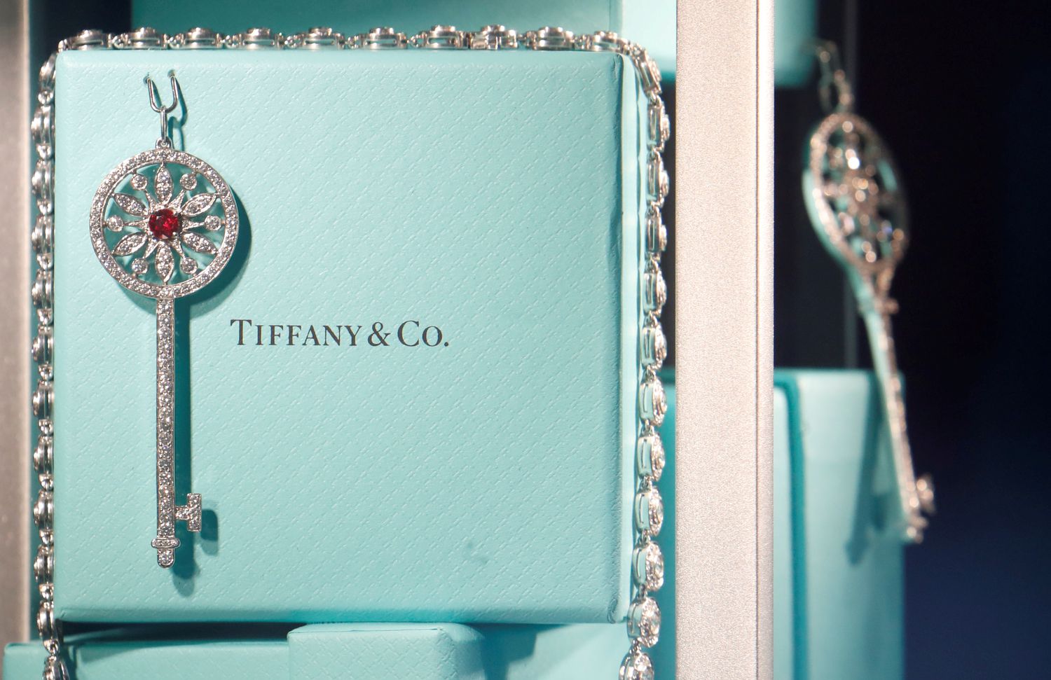 El grupo de Louis Vuitton cancela la compra de Tiffany