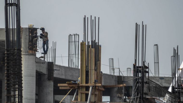 Industria de la construcción aumentará participación de mujeres en Querétaro