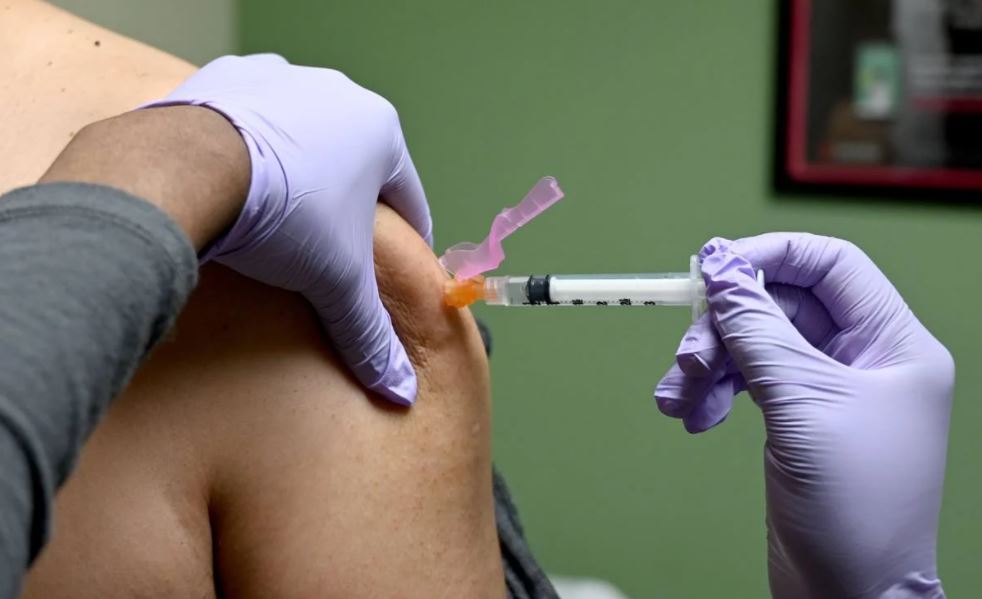 Moderna espera saber en noviembre si su vacuna contra el Covid-19 es efectiva