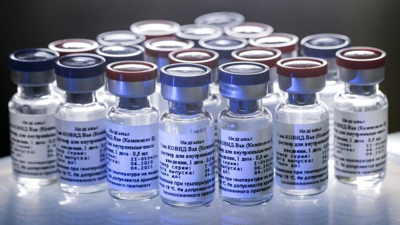 México analiza comprar 24 millones de dosis de la vacuna rusa contra el coronavirus