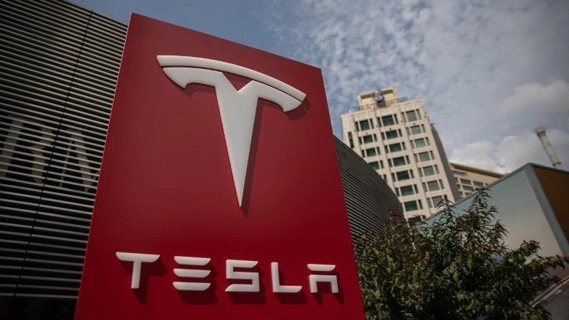 Tesla gana 50 millones de valor de mercado
