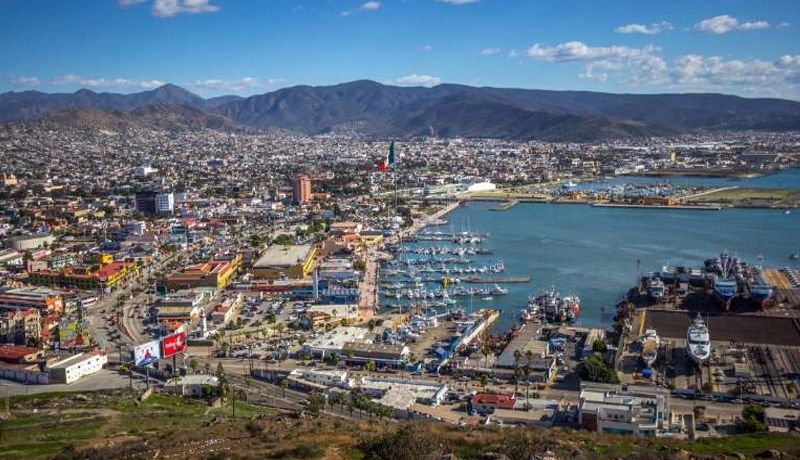 Baja California lidera en recuperación semestral del comercio al por menor
