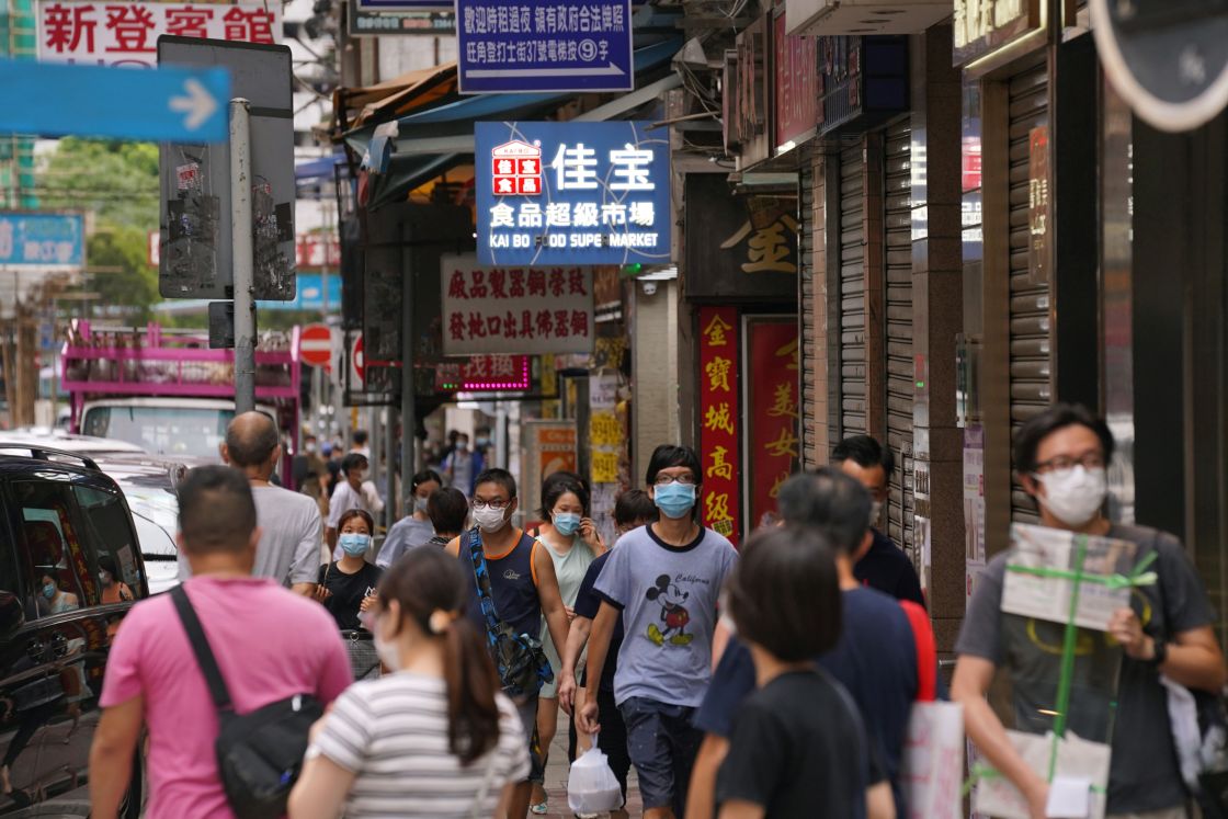 Bolsa de Hong Kong encabeza desplomes en Asia por temores a una quiebra de Evergande