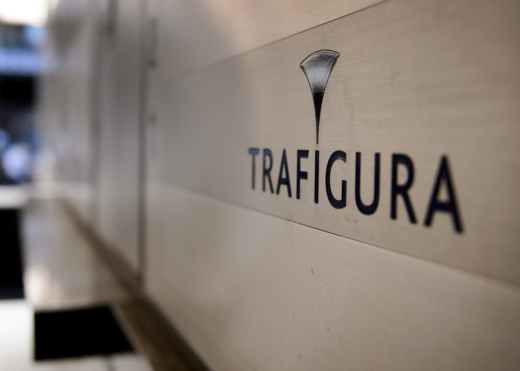 México suspende 5 permisos de Trafigura para importar gasolinas y turbosina