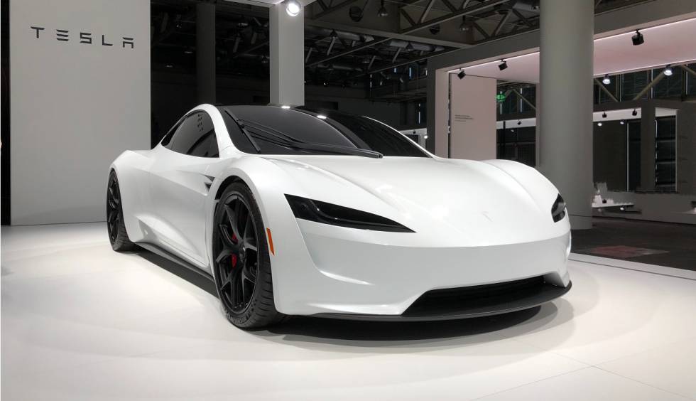Panasonic invertirá 705 millones de dólares para producir baterías avanzadas para autos de Tesla