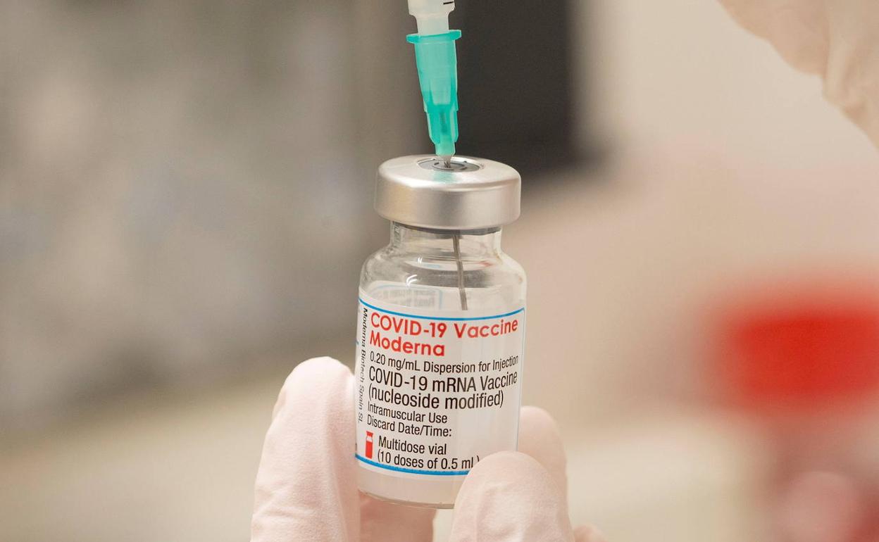 Moderna espera liberar los datos sobre su vacuna contra Ómicron en marzo