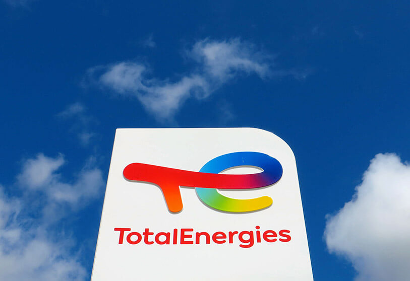 TotalEnergies tiene como objetivo reducir emisiones de gases de efecto invernadero y la producción de petróleo