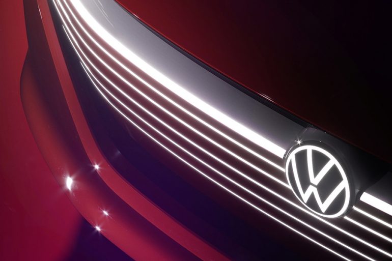 Volkswagen desarrollará un nuevo semiconductor junto a STMicro chips en medio de la escasez de chips