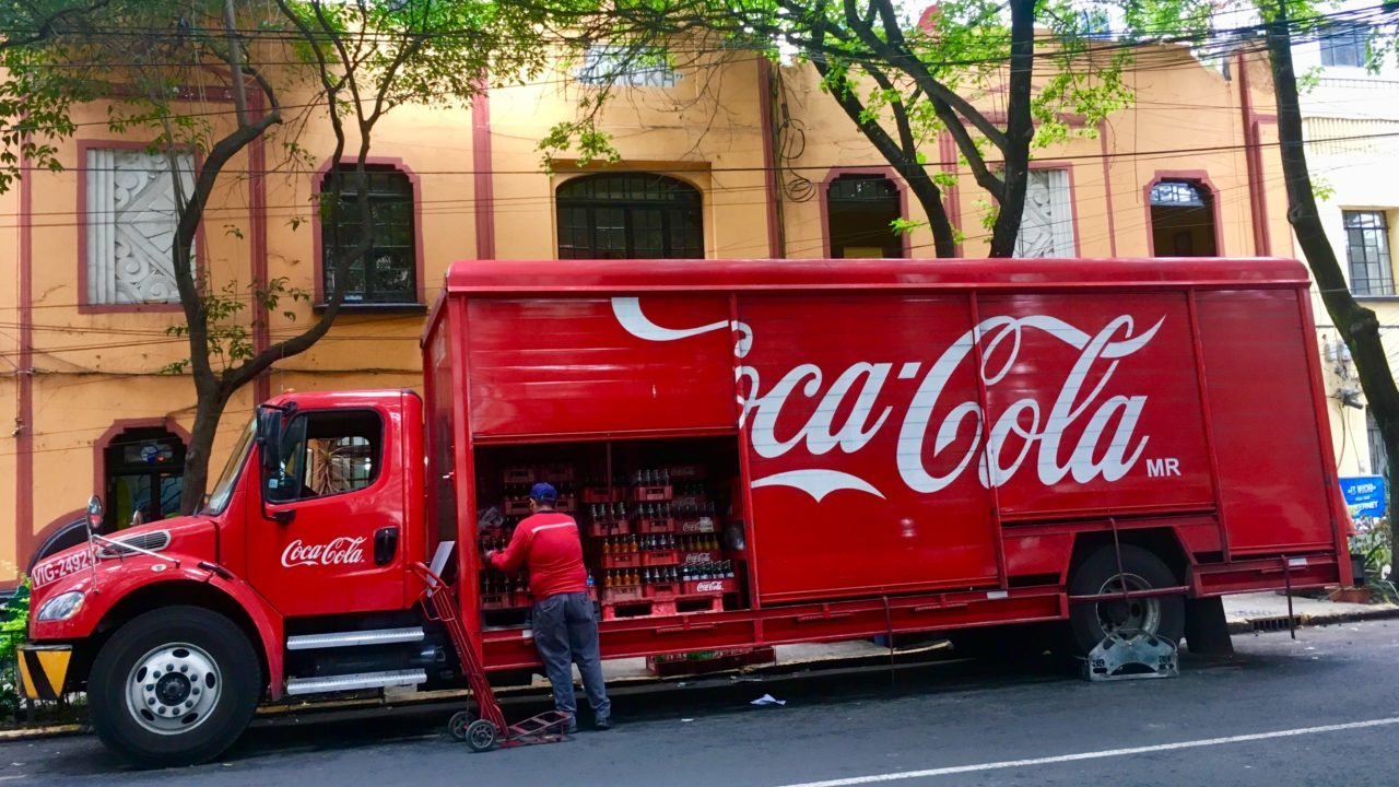 Arca Continental llega a un nuevo acuerdo de largo plazo con Coca-Cola