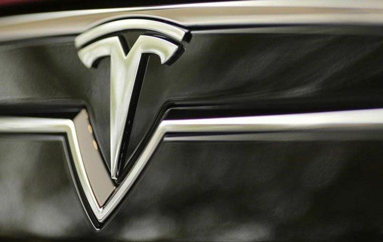 Tesla reducirá su producción en Shanghái en enero