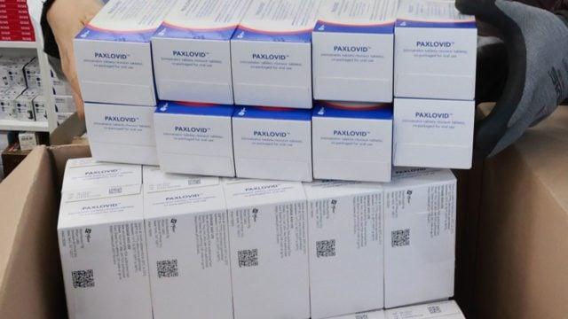 China negocia con Pfizer un medicamento genérico para el COVID