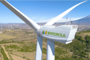 Iberdrola reduce más la inversión para energías renovables en México; cae 38% en 2022