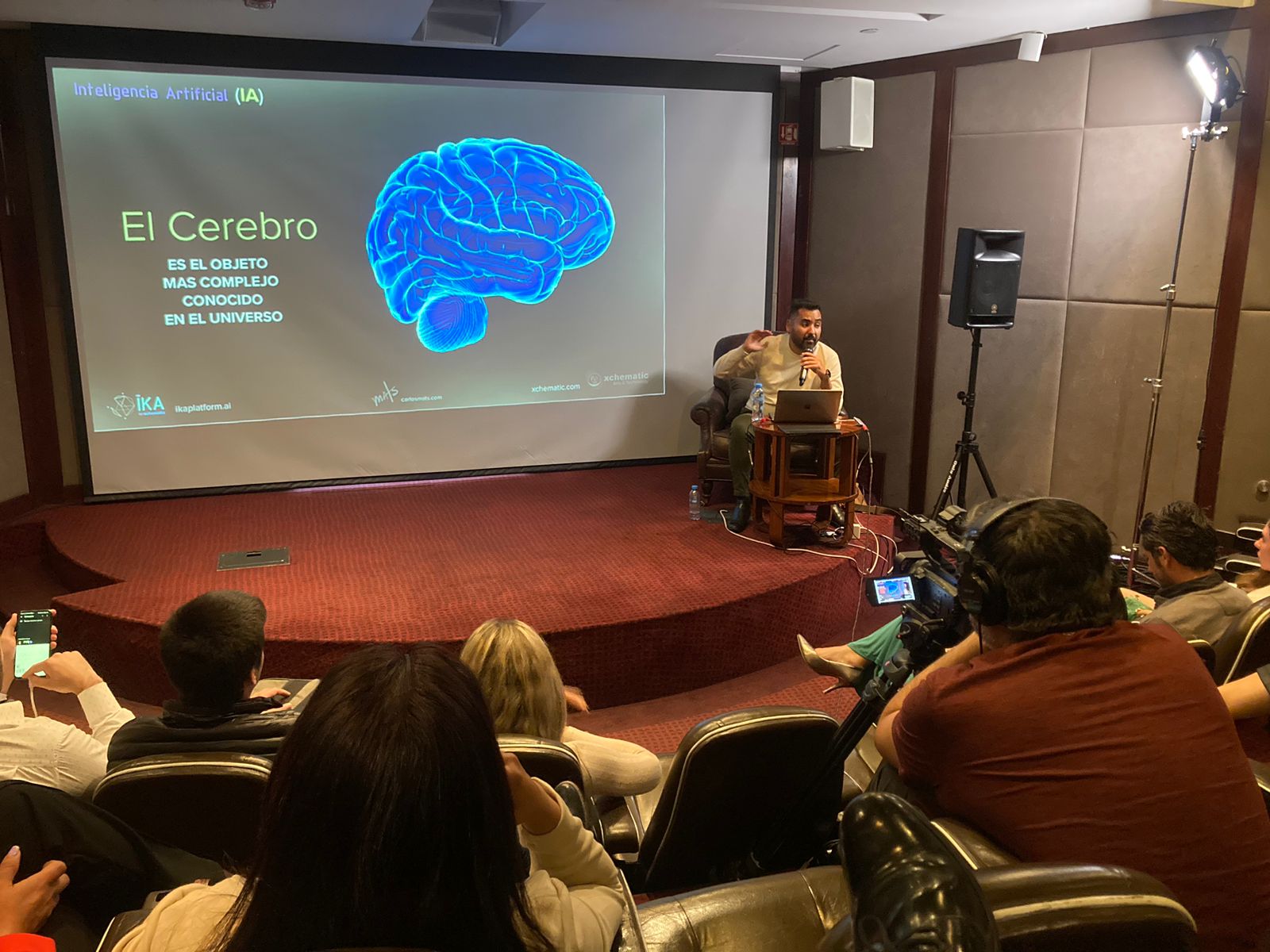 Inteligencia Artificial transformará todas las industrias: Carlos Mats