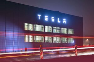 Tesla anuncia vacantes para trabajo remoto en México: Estos son las características y requisitos