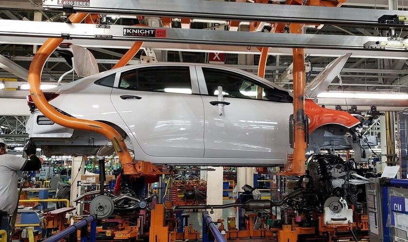 Industria automotriz aceleró su recuperación en mayo