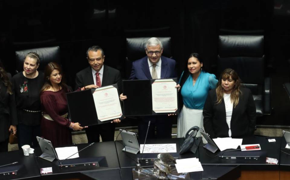 Congreso ratifica a embajadores de México en Kuwait y Argelia