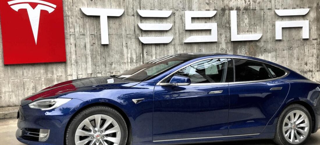 Impulsaría Tesla 20% a industria de TI en México