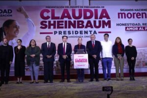 La precandidata Claudia Sheinbaum presenta a su equipo para la elección presidencial