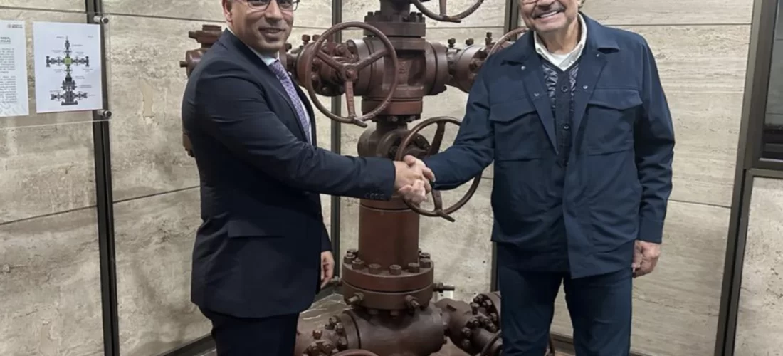Pemex y petrolera estatal de Venezuela consideran colaboración bilateral