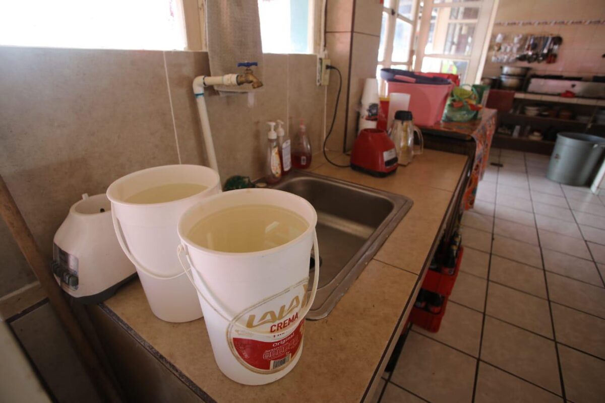 Hasta 20,000 pesos al mes deja en perdidas a los restaurantes por escasez de agua