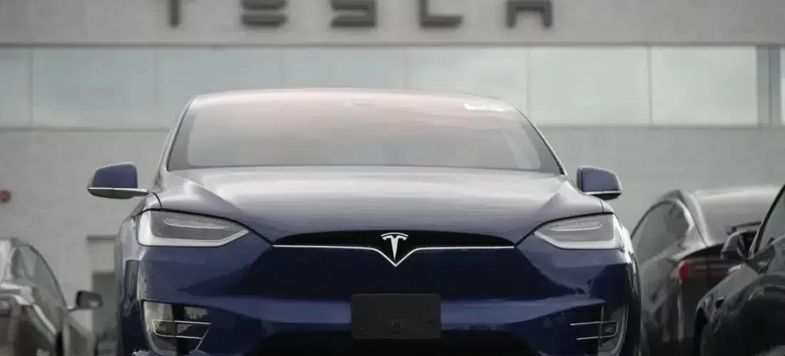 Revisión  de parte de Profeco  a más de 4,000 autos Tesla
