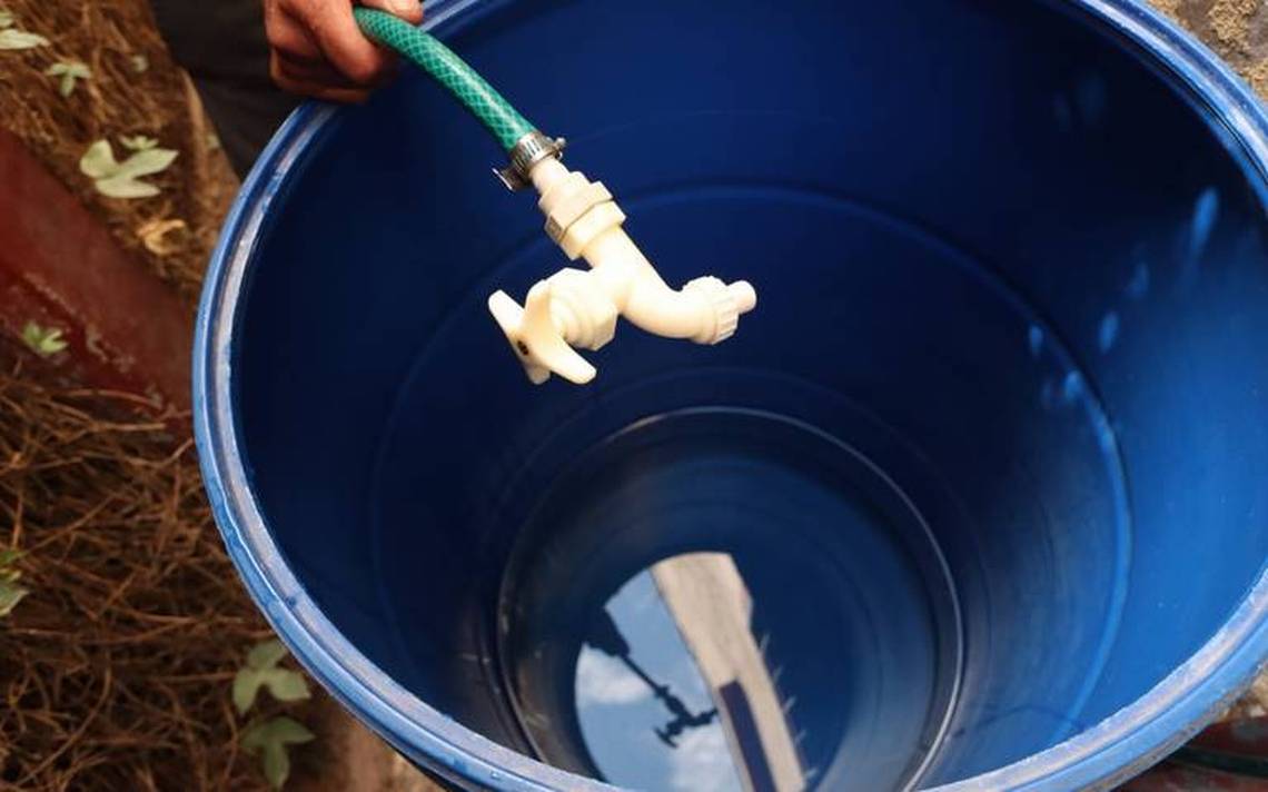 Usuarios en Redes Sociales Acusan a Leticia Varela por Inacción ante Agua Contaminada