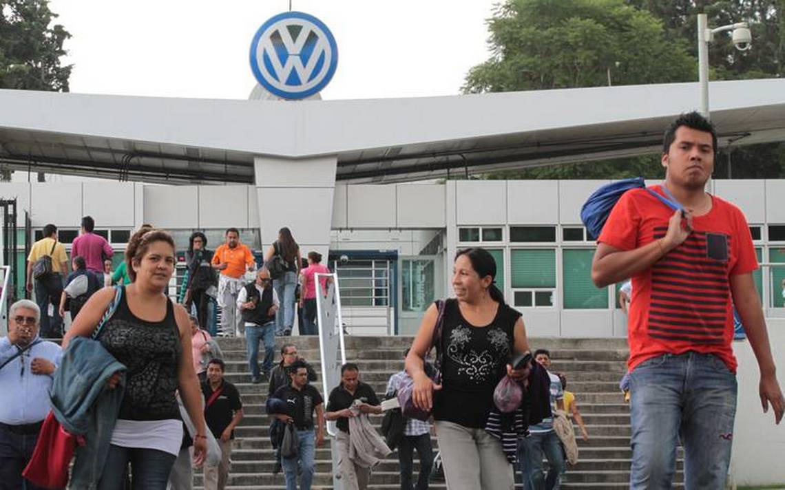 Tensión en VW Puebla: Trabajadores denuncian campaña negativa en vísperas de crucial votación sindical
