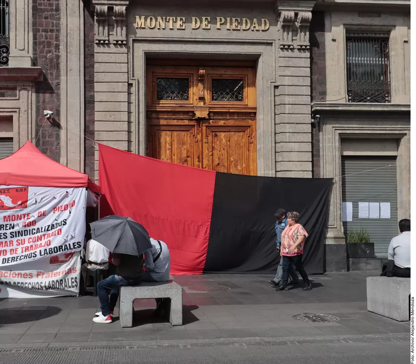 Denuncian trabajadores del Monte a Arturo Zayún por estallamiento de huelga