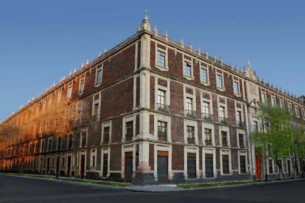 Monte de Piedad: el arte de darse un balazo en el píe